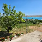 아파트 Zdenka Dinjiška