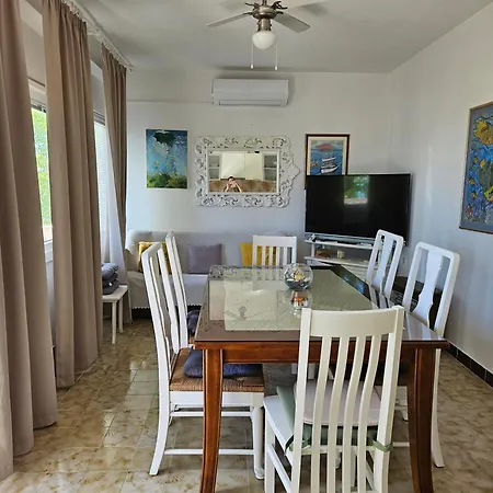 Zdenka Apartment