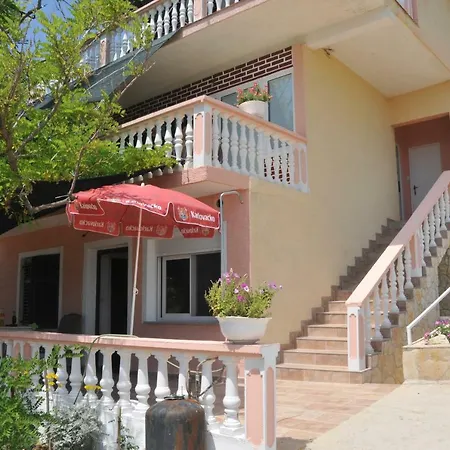 Apartment Zdenka Dinjiska