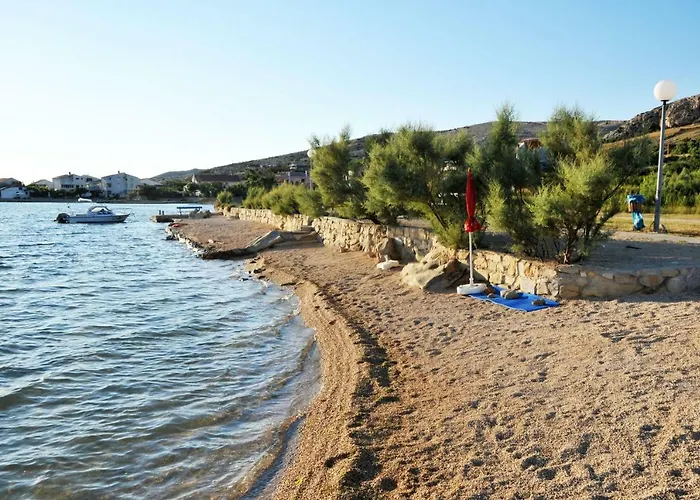 Zdenka דירה Dinjiška